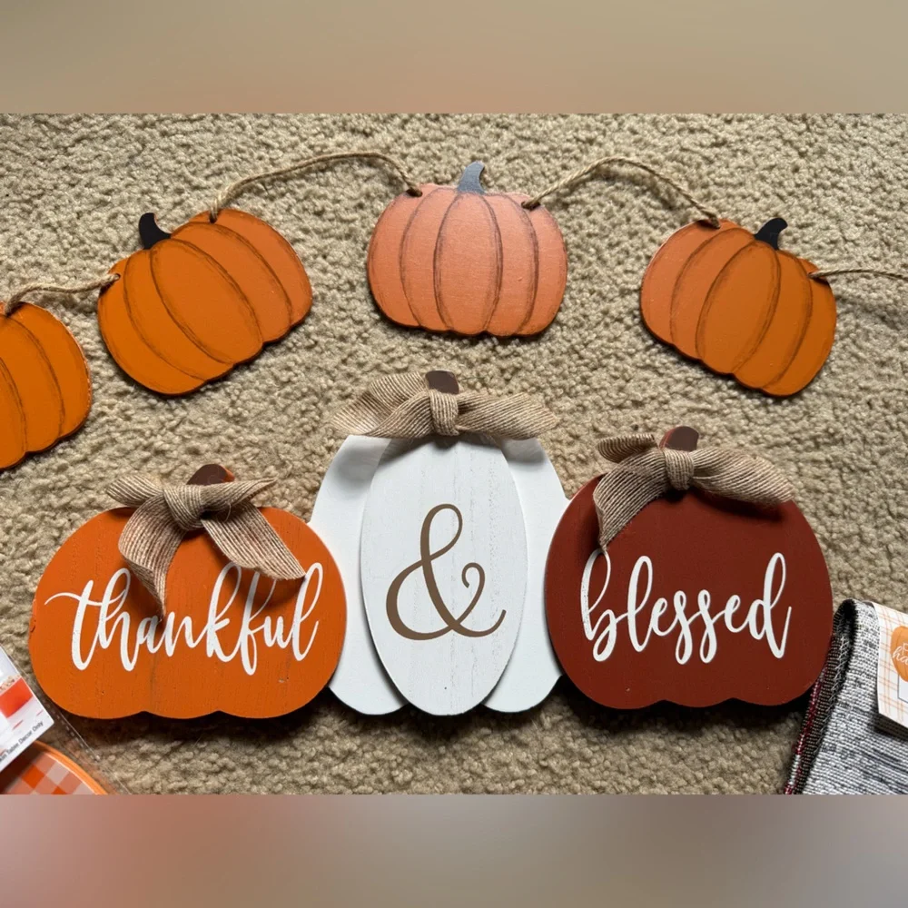Fall Pumpkin Garland & Farmhouse Thanksgiving Decor Set | NWT - Picture 3 of 4